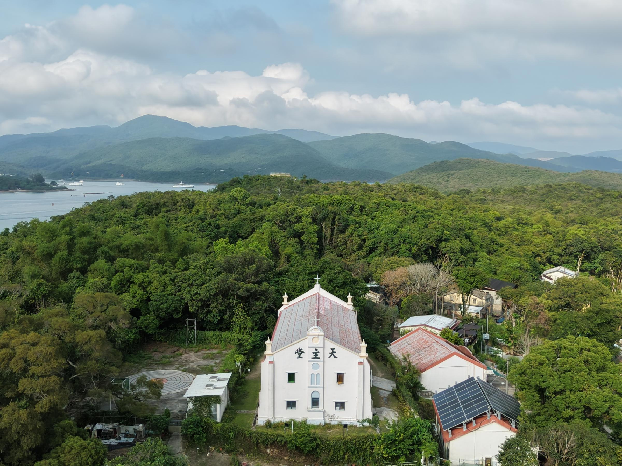 Yim Tin Tsai island seen from above