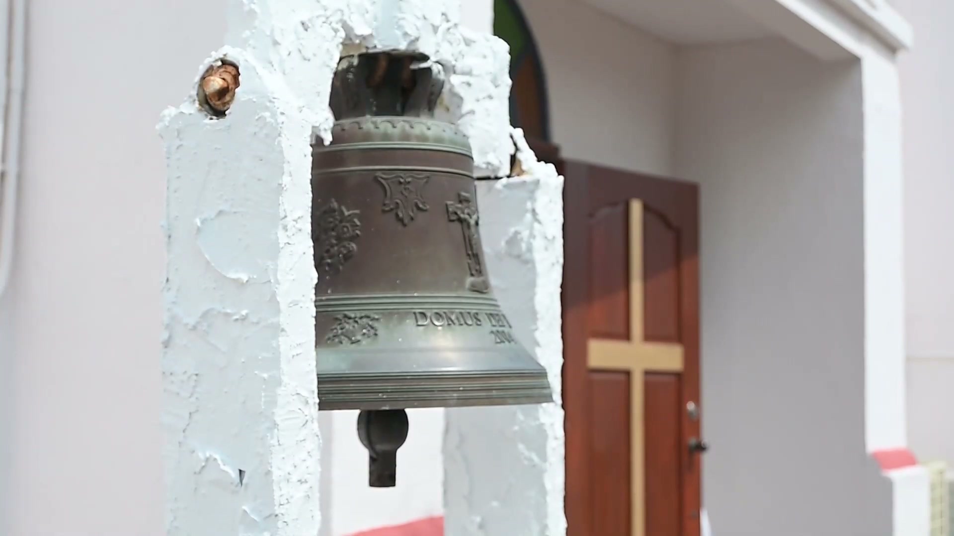 The chapel's bronze bell, cast Domus Dei 2004
